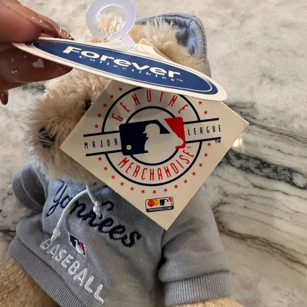 MLB New York Yankees pushes bear stuffed animal forever collectibles - Picture 2 of 4
